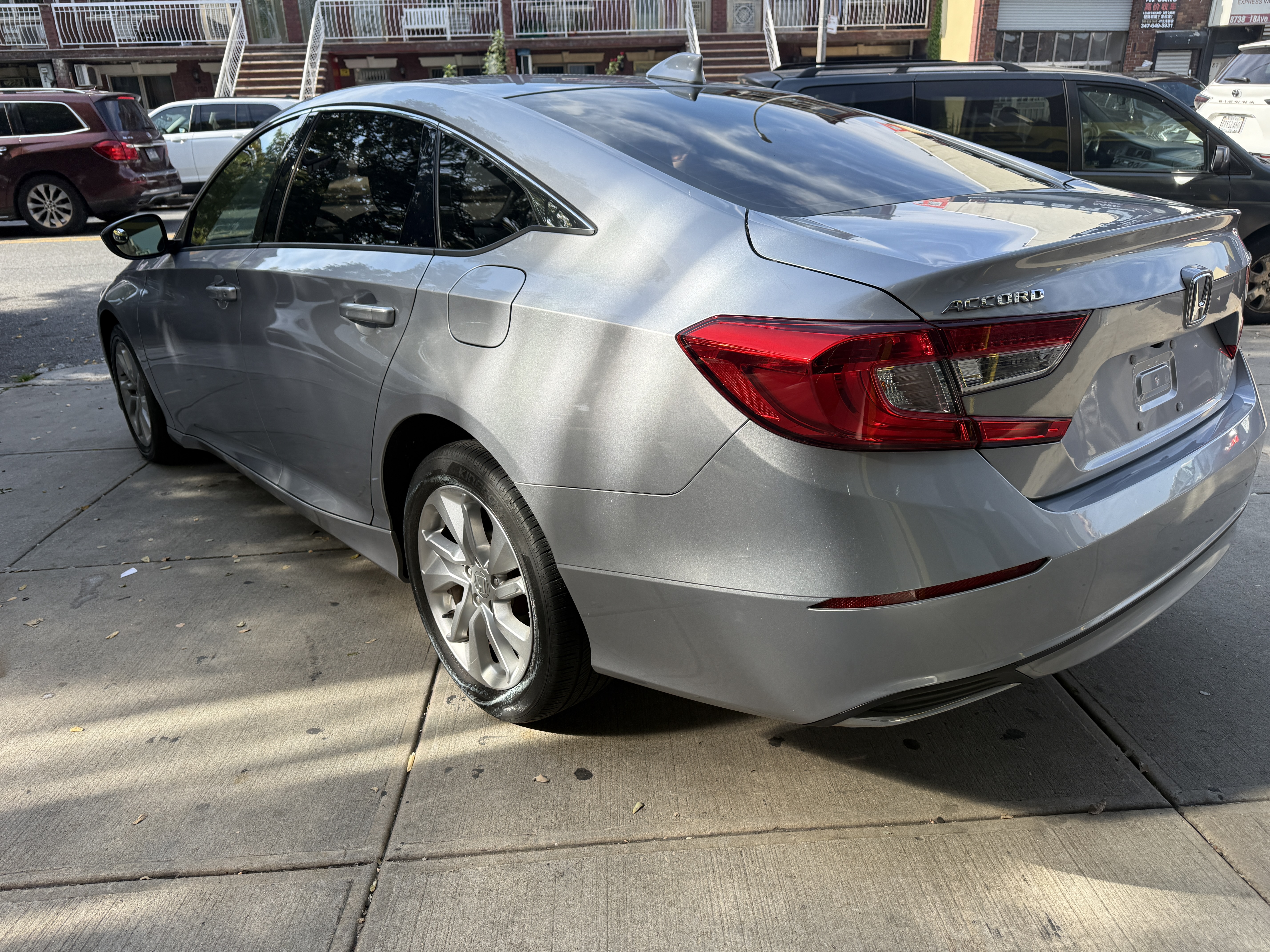 2020 HONDA ACCORD LX photo 4