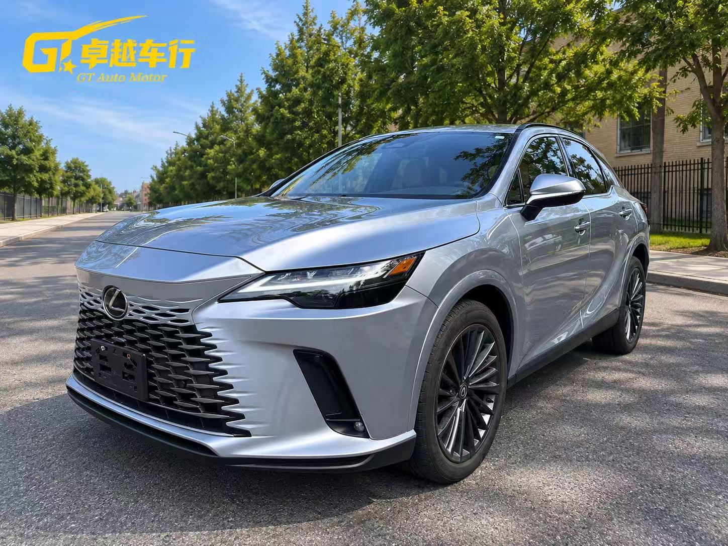2024 LEXUS RX350 photo 2