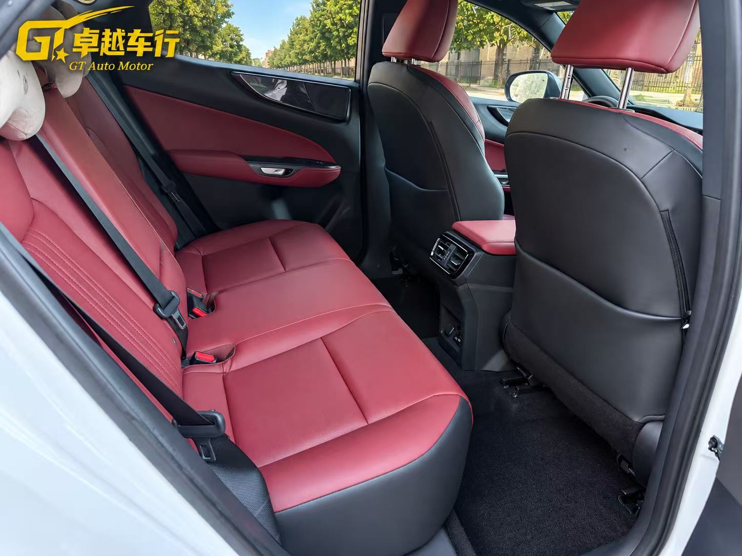 2025 LEXUS NX photo 11