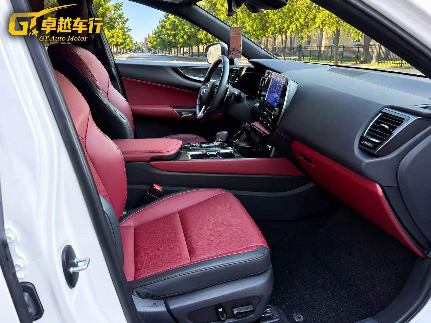 2025 LEXUS NX photo 12