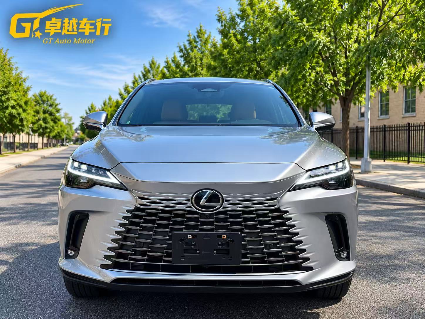 2024 LEXUS RX350 photo 5