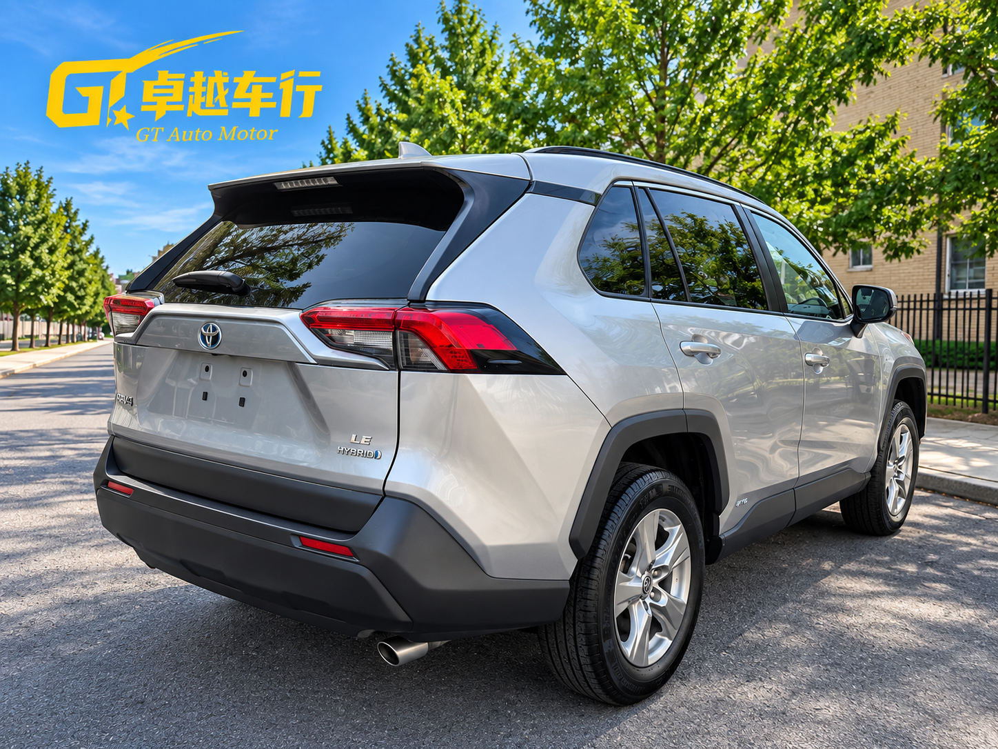 2022 TOYOTA RAV4 LE photo 3